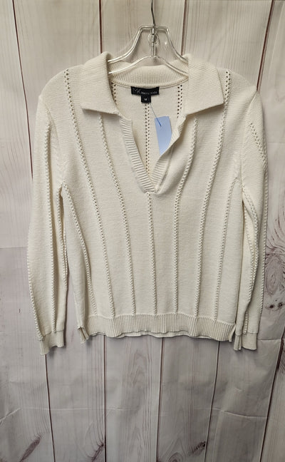 Metric Knits Women's Size M White Sweater