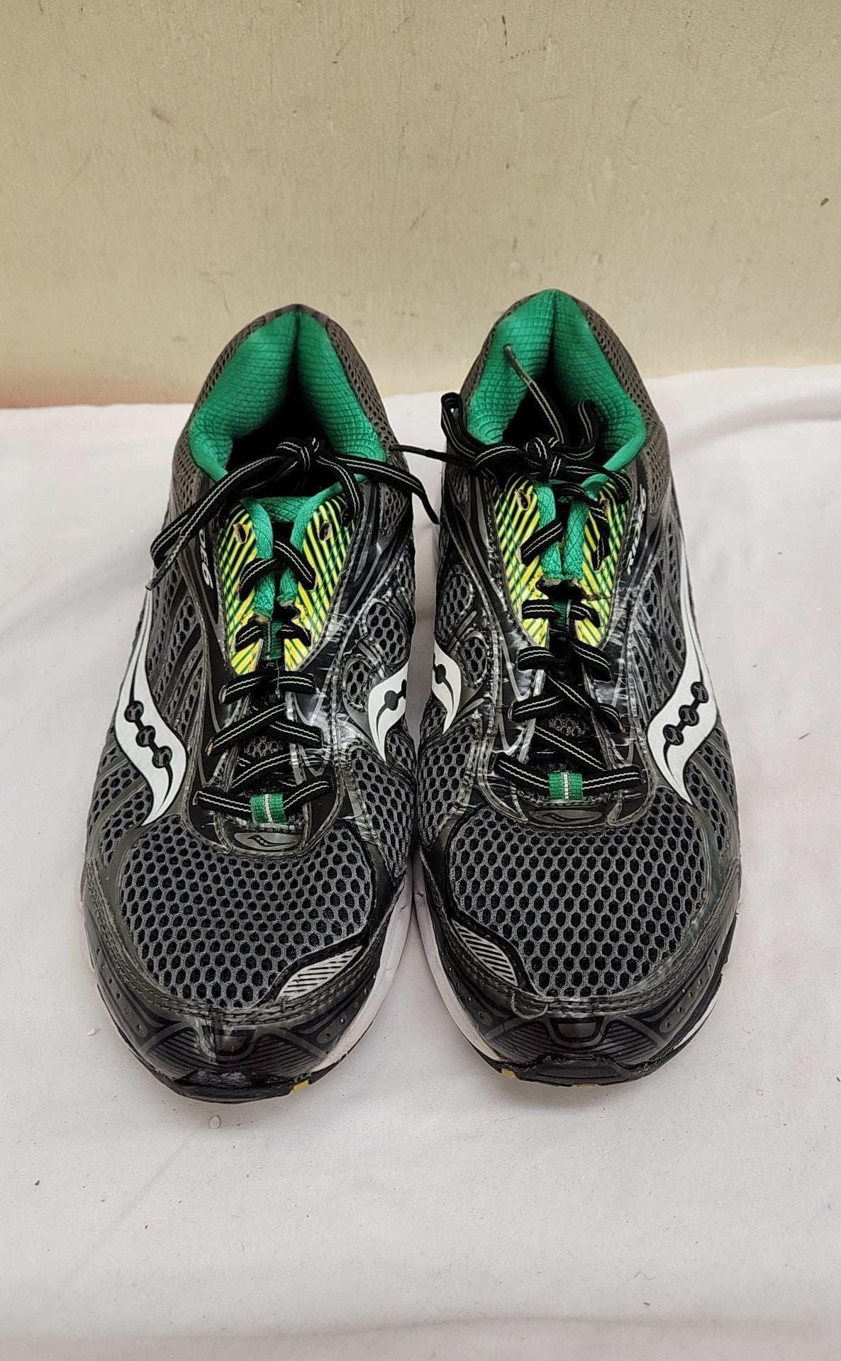 Saucony Men's Size 10-1/2 Gray Shoes