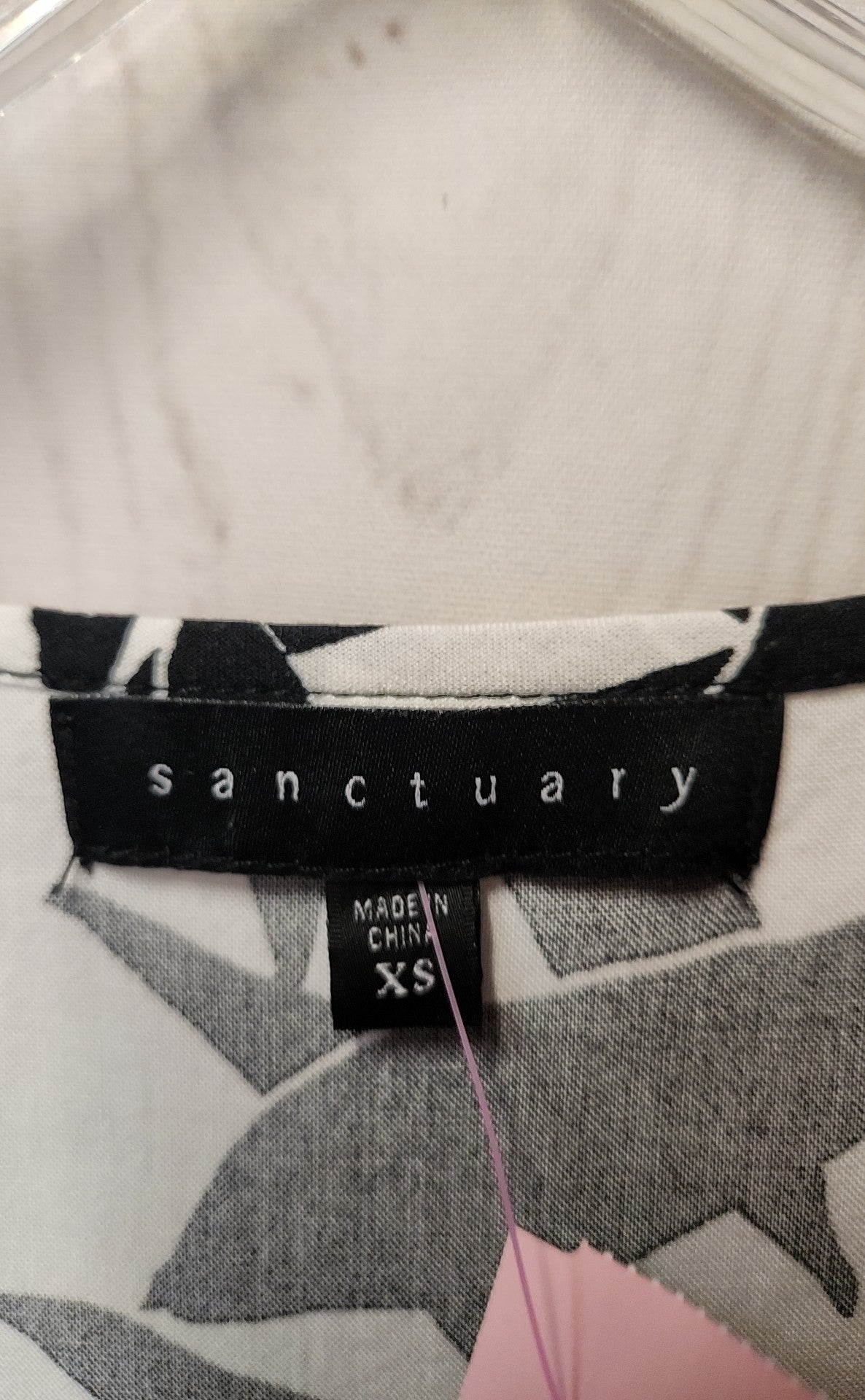 Sanctuary Women's Size XS White & Black Floral Sleeveless Top