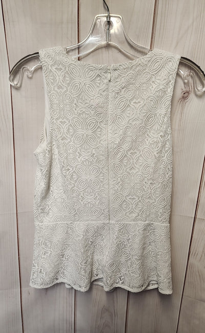 White House Black Market Women's Size 6 White Sleeveless Top