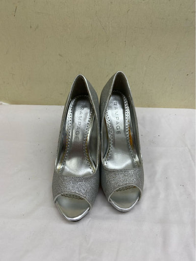 Rampage Women's Size 6 Silver Pumps