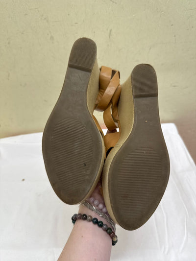 Steve Madden Women's Size 9 Tan Sandals