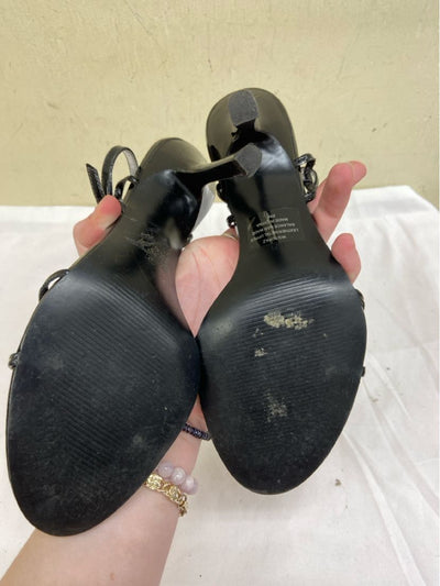 Guess Women's Size 8 Black Sandals