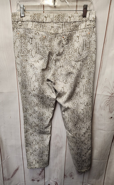 Tribal Women's Size 6 Gray Snakeskin Pants