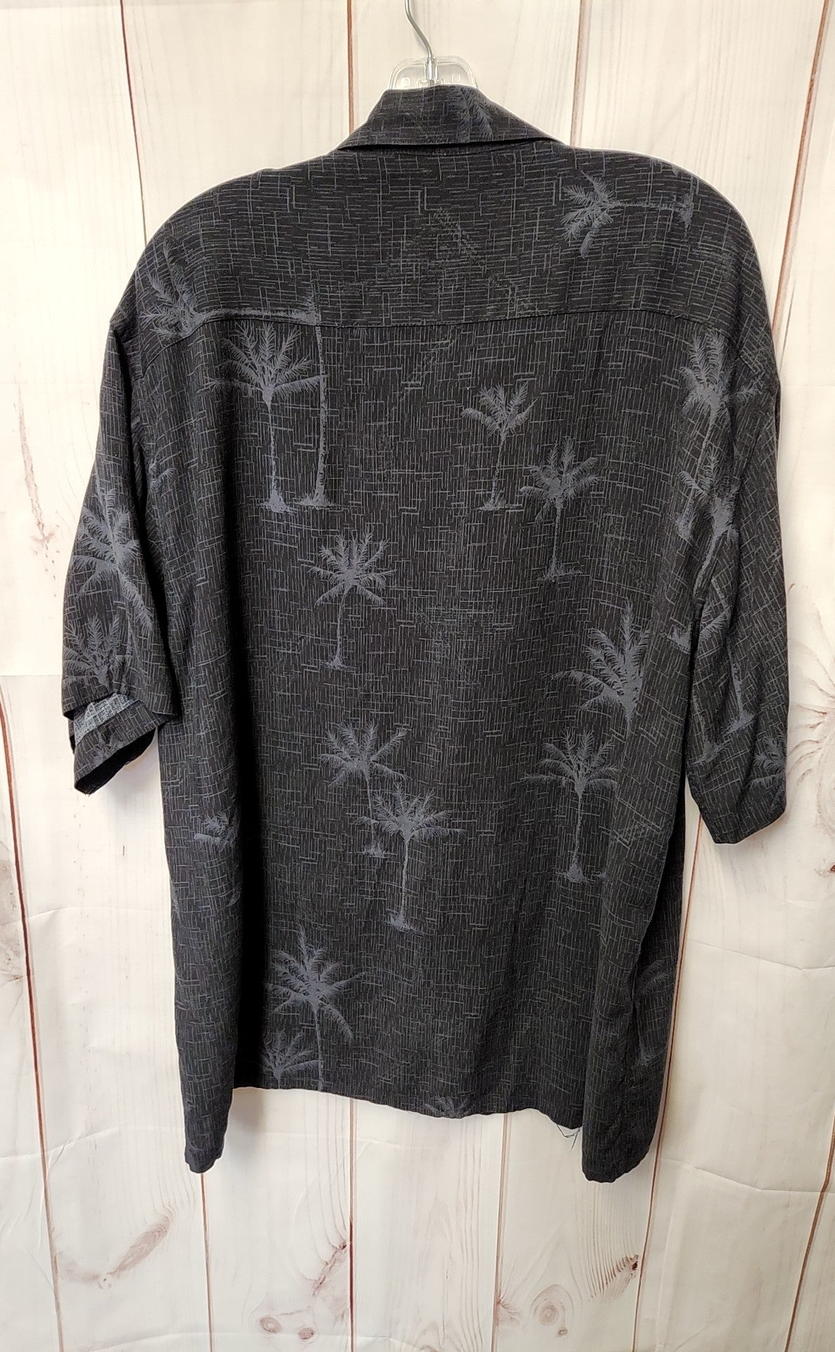 Van Heusen Men's Size L Black Shirt