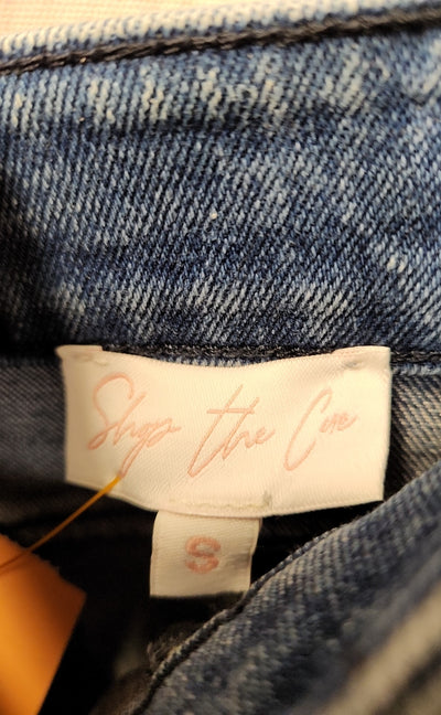 Shop the Cue Women's Size S Blue Jeans
