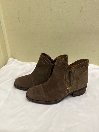 Born Women's Size 7 Brown Boots Shoes
