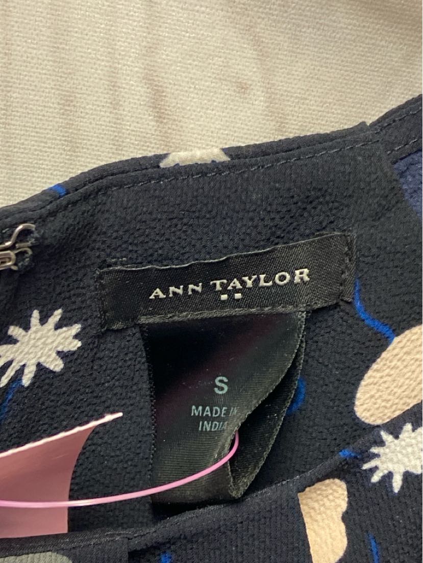 Ann Taylor Women's Size S Navy Dress