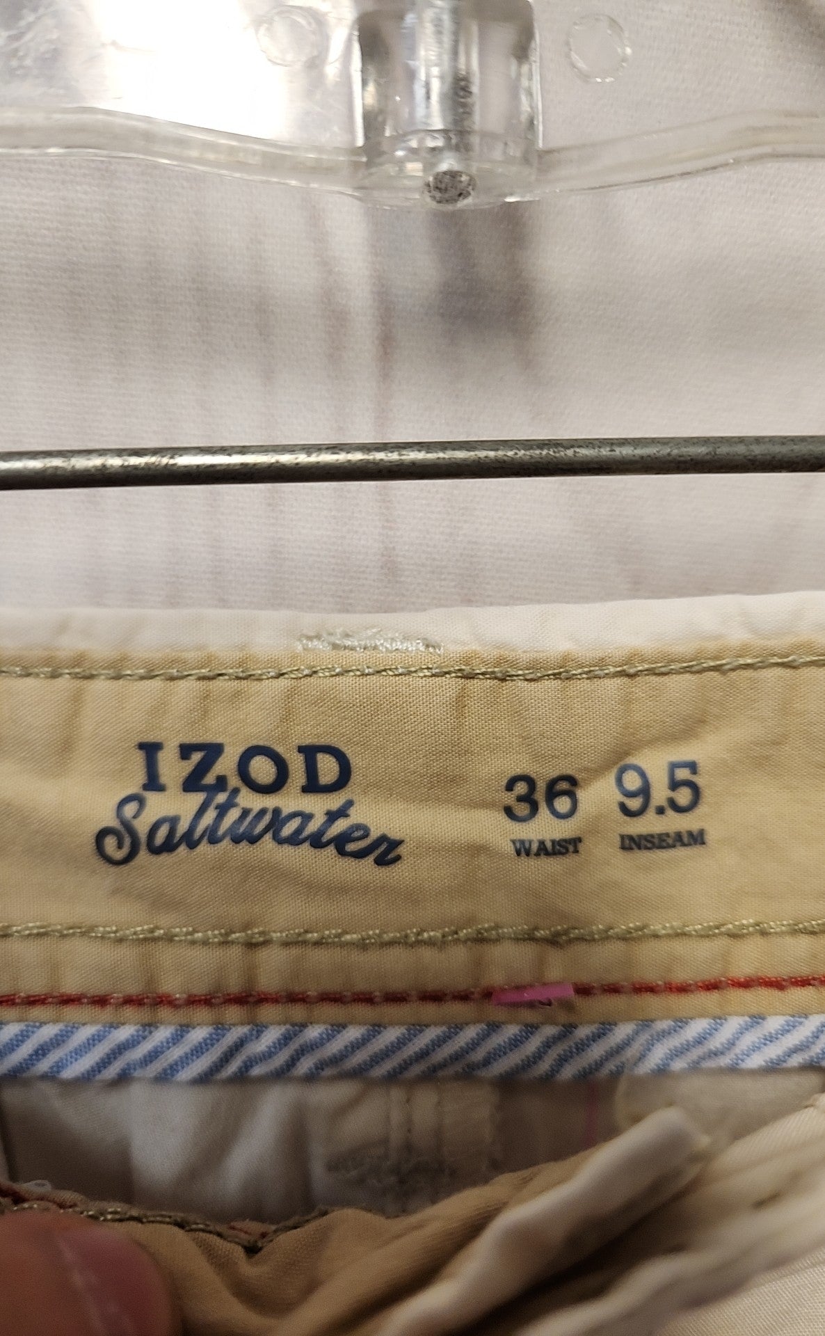 Izod Men's Size 36 Beige Shorts