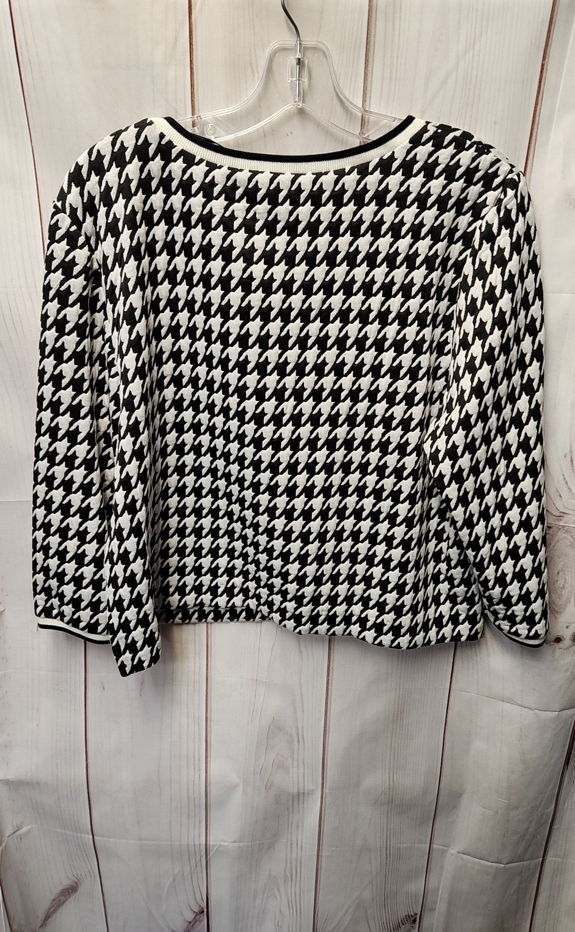 Kensie Women's Size XL White & Black 3/4 Sleeve Top