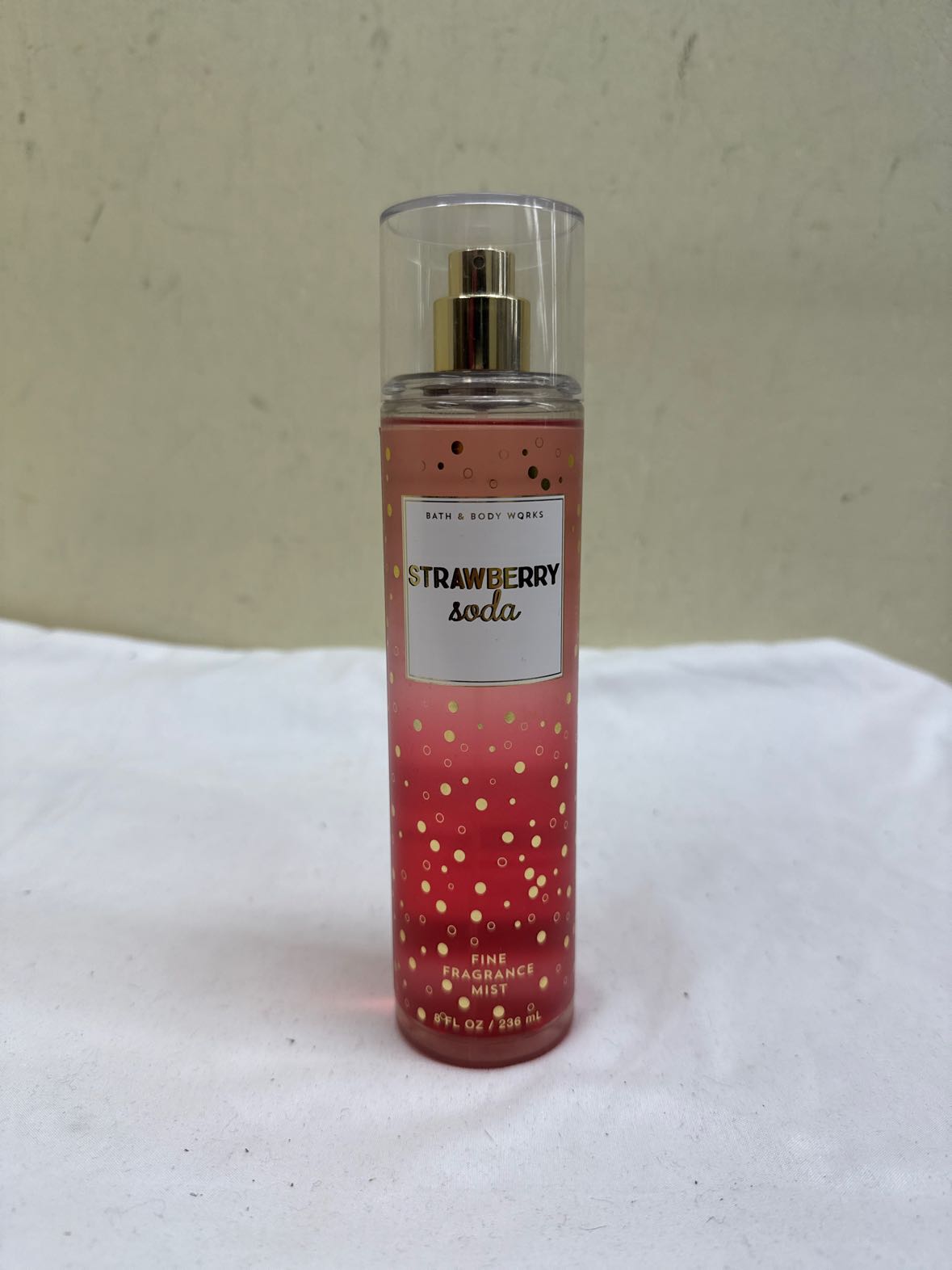 Bath & Body Works Strawberry Soda Fine Fragrance Mist 8fl oz Perfume