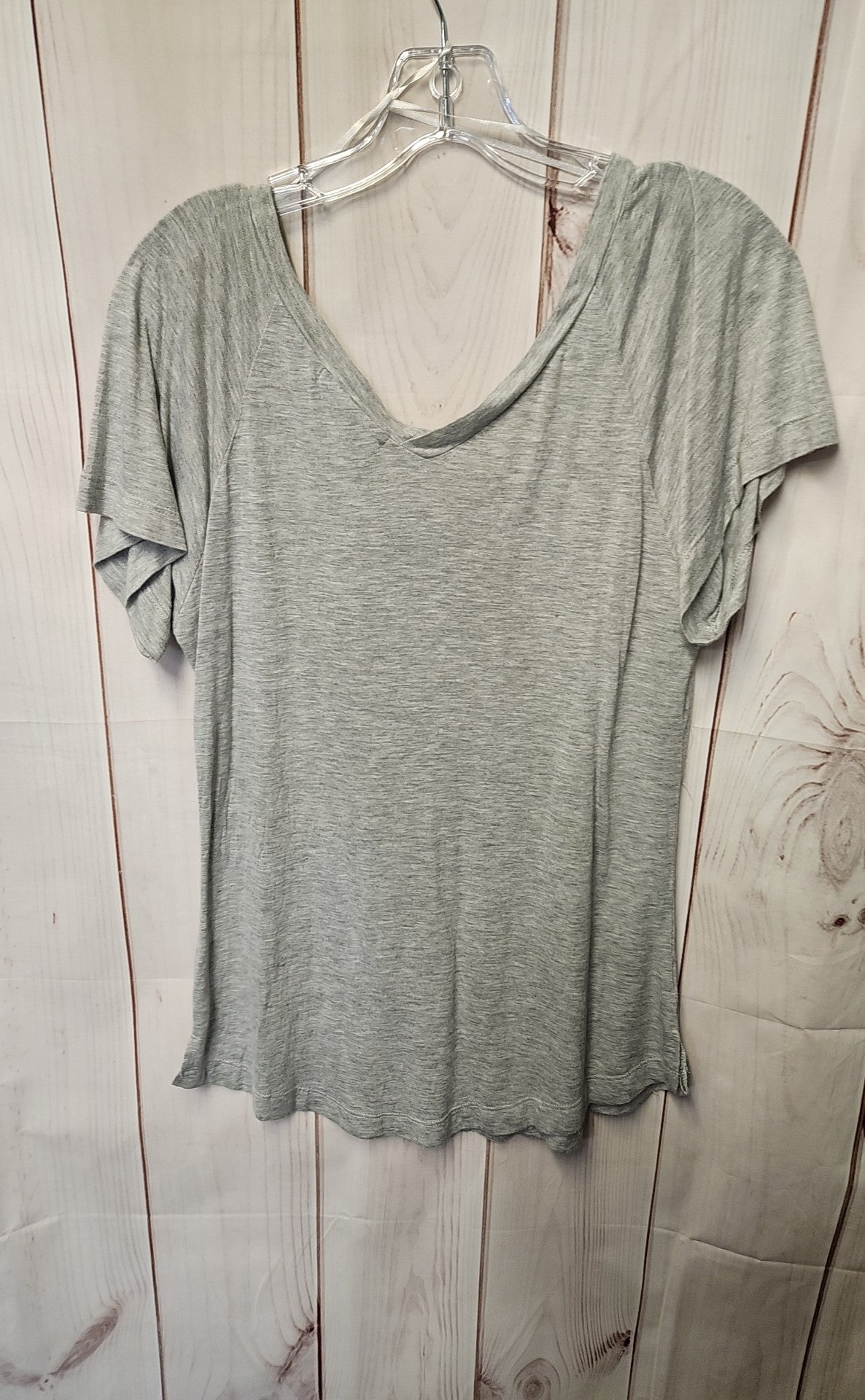 Maddy...K Women's Size L Gray Short Sleeve Top