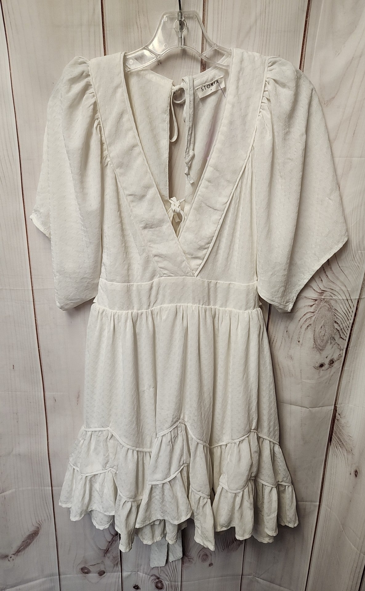 Storia Women's Size M White Dress
