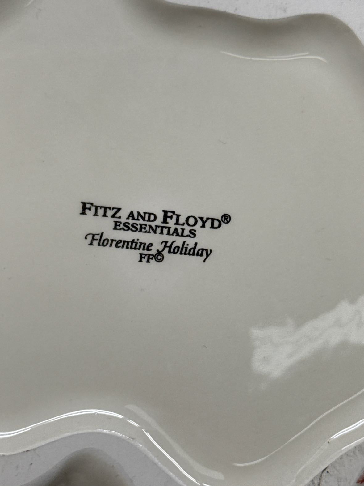 Fitz and Floyd Florentine Christmas Santa Tea Pot