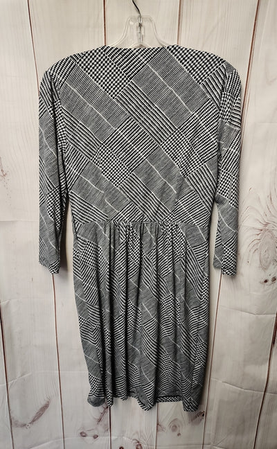 Ellen Tracy Women's Size 6 White & Black Dress