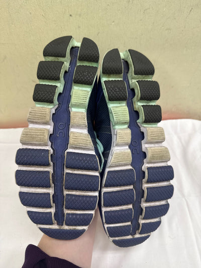 On Cloud Women's Size 9-1/2 Blue Sneakers