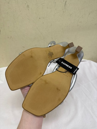 NWT Express Women's Size 8 Silver Sandals