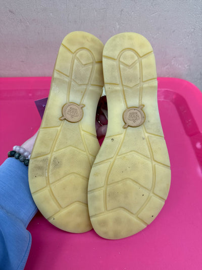 Born Women's Size 9 Tan Sandals