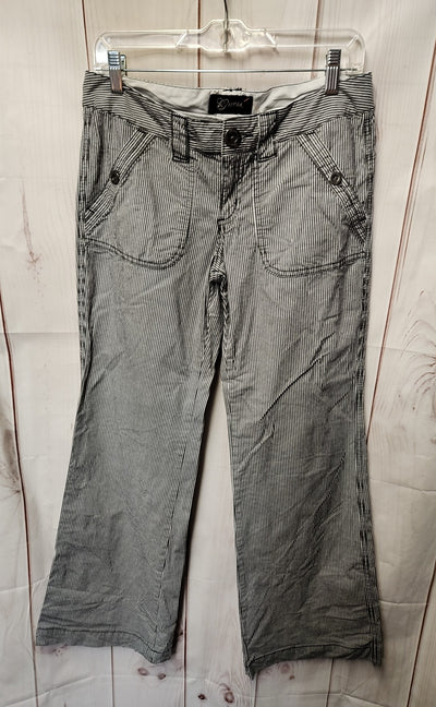 Guess Women's Size 28 (5-6) Gray Pants