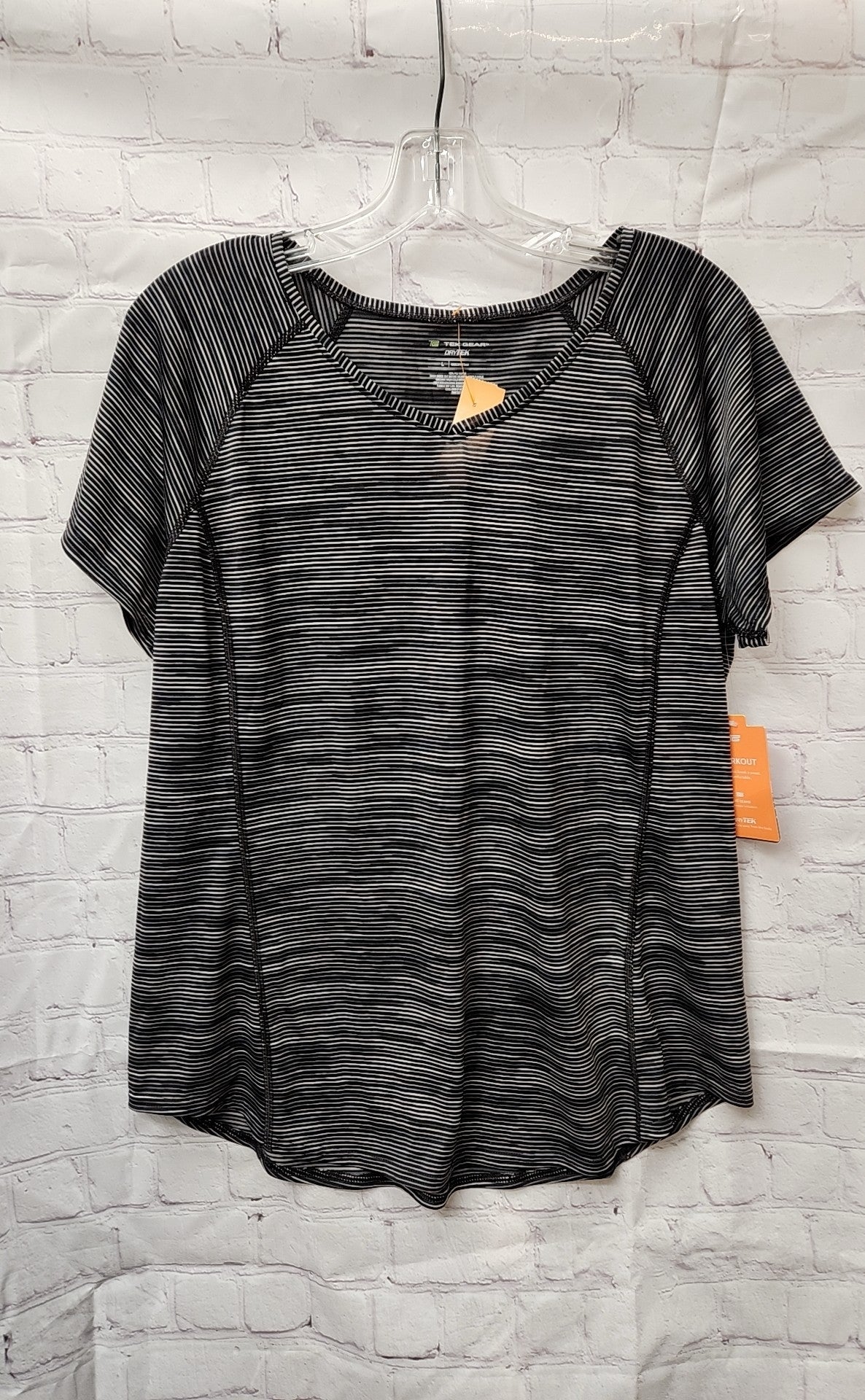 NWT Tek Gear Women's Size L Black Short Sleeve Top