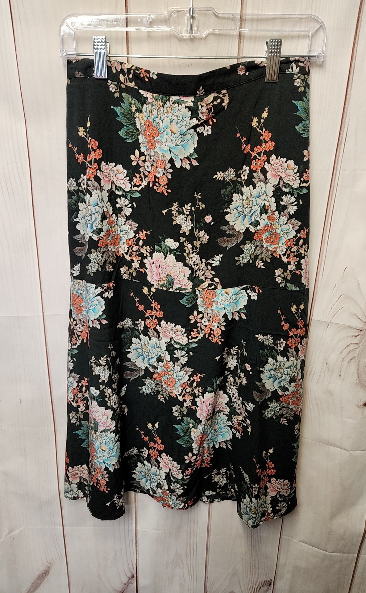Tolani Women's Size S Petite Black Floral Skirt