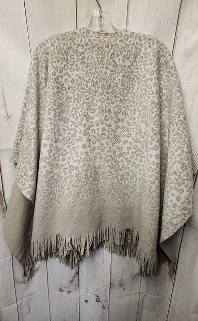 NWT Rachel Women's Size One Size Beige Animal Print Shawl