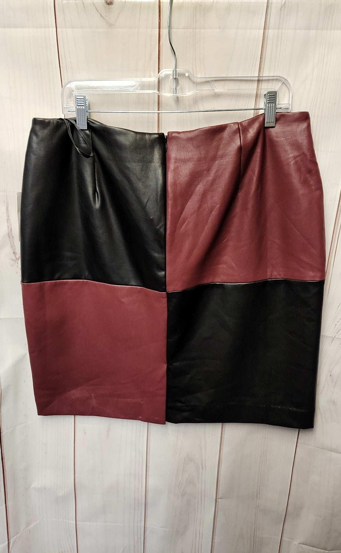 NWT Bar III Women's Size 14 Black & Red Skirt