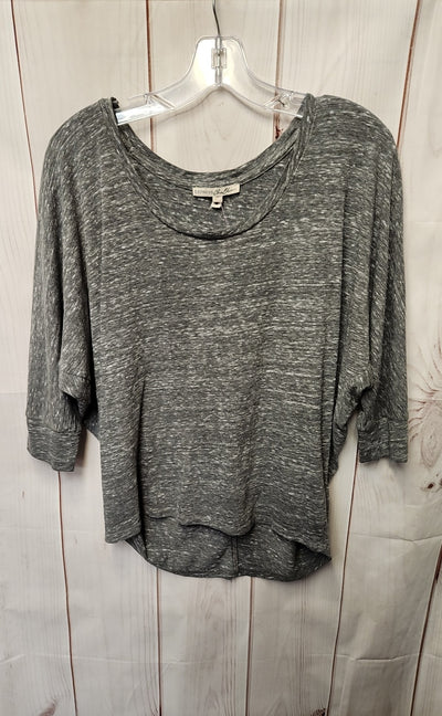 Express Women's Size XS Gray 3/4 Sleeve Top