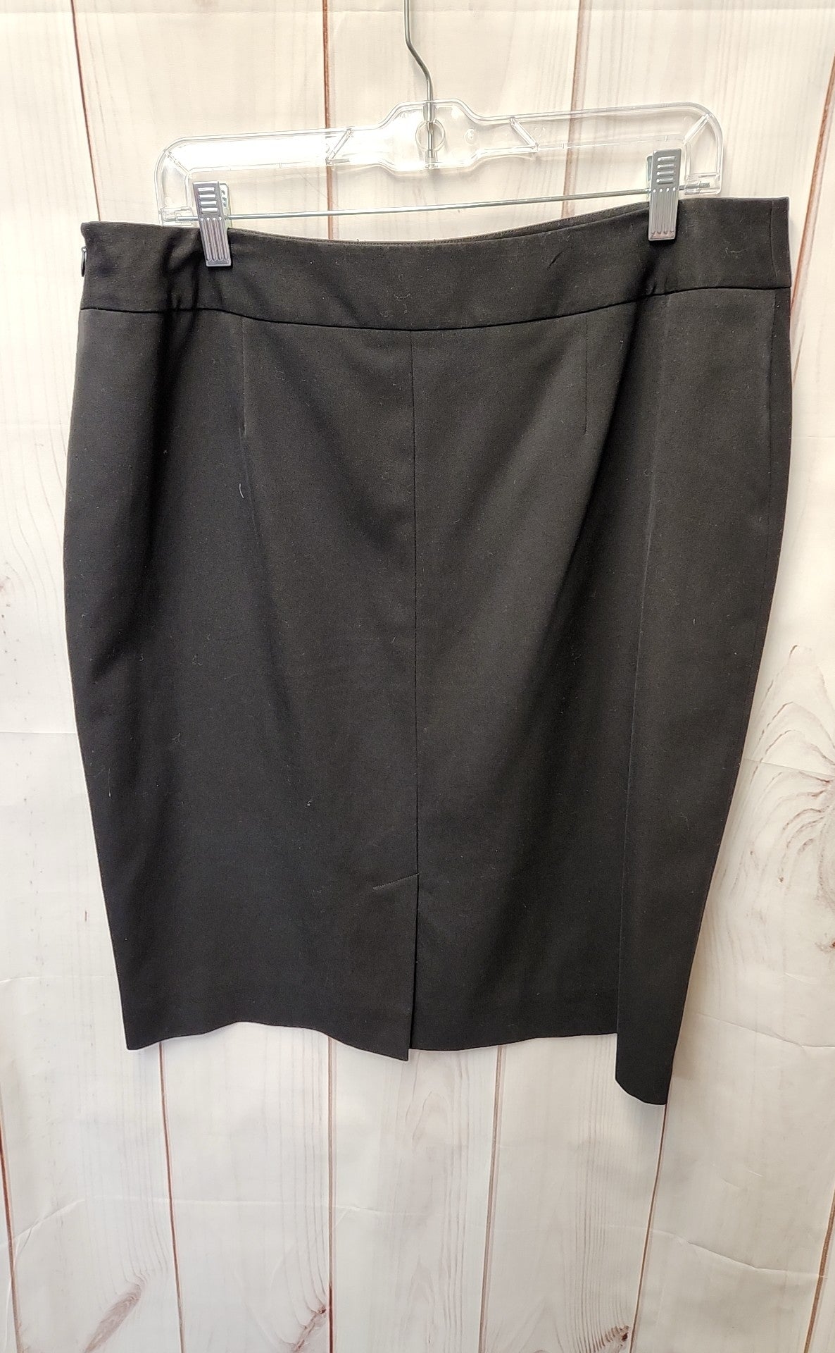 Anne Klein Women's Size 16 Black Skirt