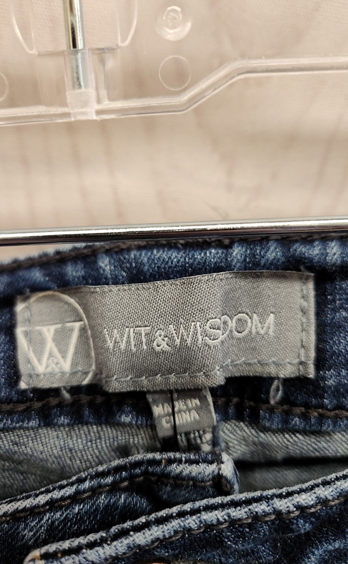 Wit & Wisdom Women's Size 27 (3-4) Blue Jeans