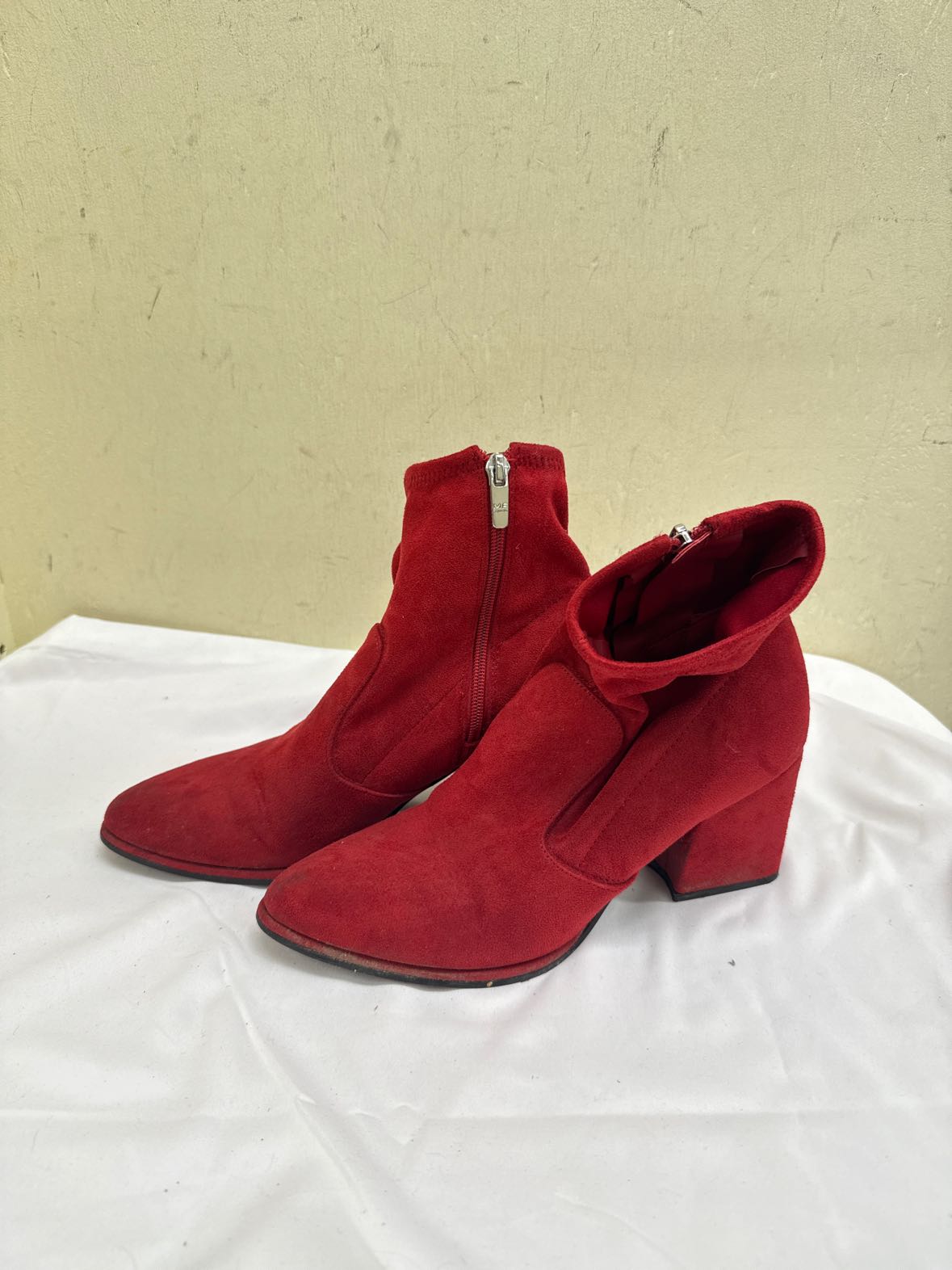 Marc Fisher Women's Size 7 Red Boots Shoes