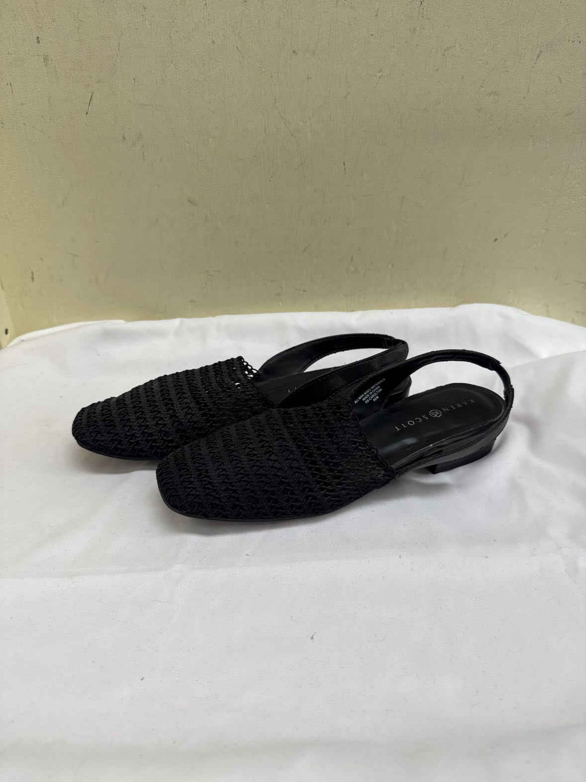 Karen Scott Women's Size 9-1/2 Black Sandals Shoes