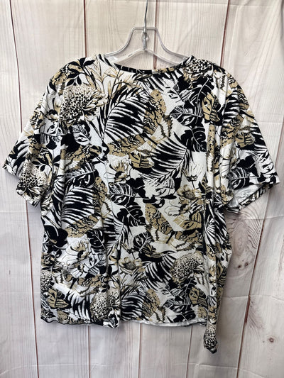 CJ Banks Women's Size 2X White & Black Floral Short Sleeve Top