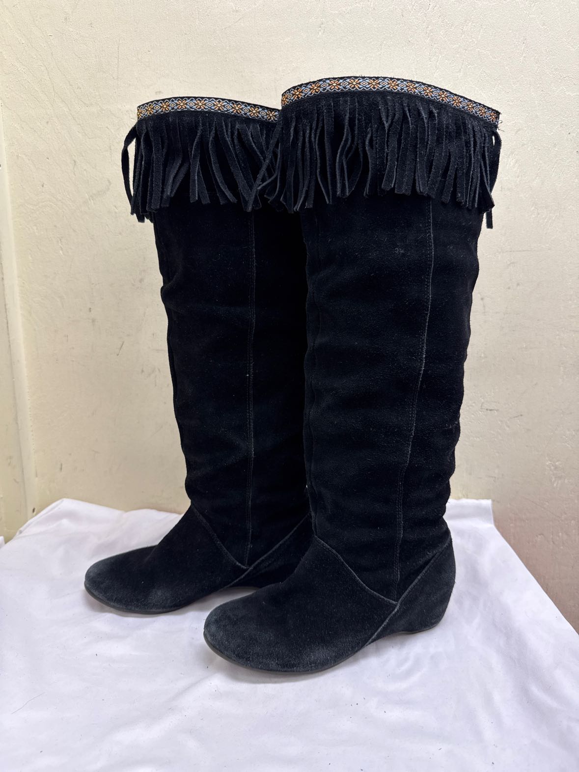 Couber.G Women's Size 37 = 6-1/2 Black Boots Shoes
