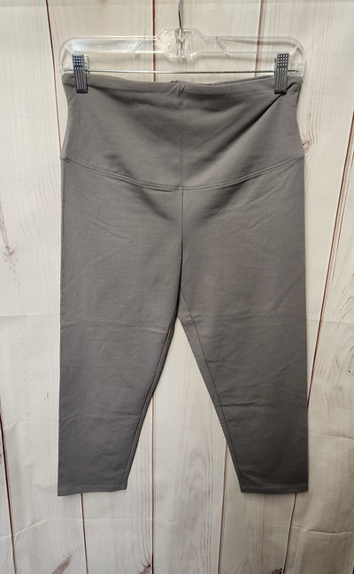 Yummie Tummie Women's Size L Gray Active Capris