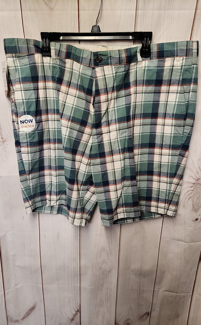 NWT Dockers Men's Size 42 Green Shorts