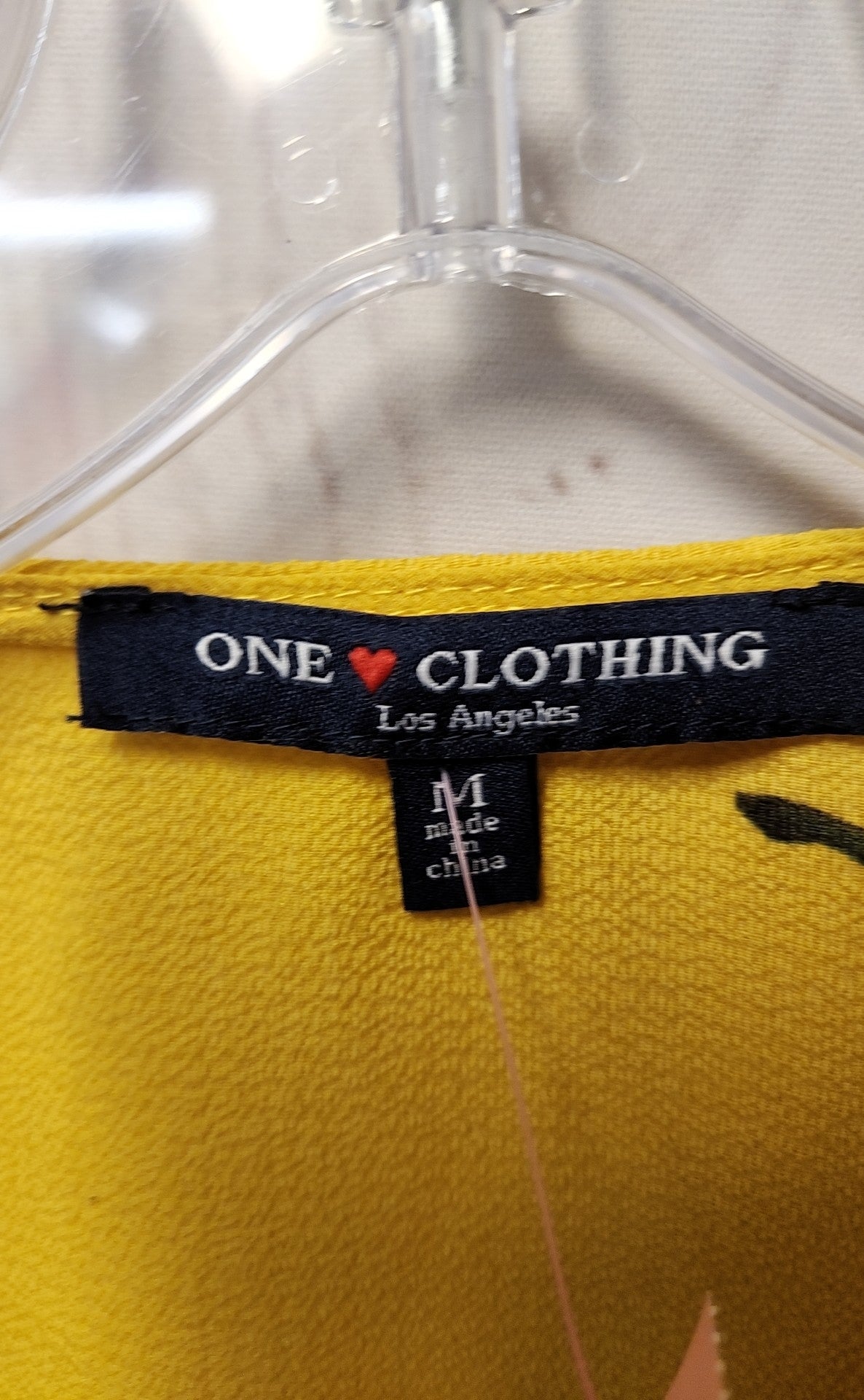 One Clothing Women's Size M Yellow Floral Short Sleeve Top