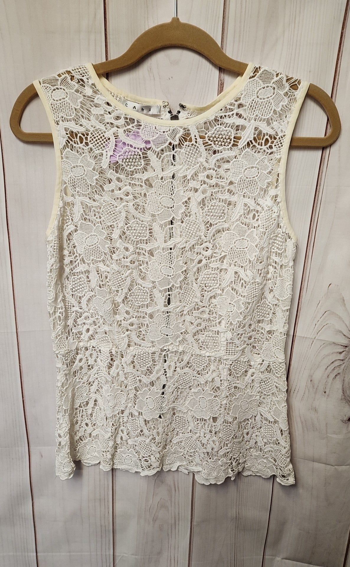 Cabi Women's Size M White Lace Floral Sleeveless Top