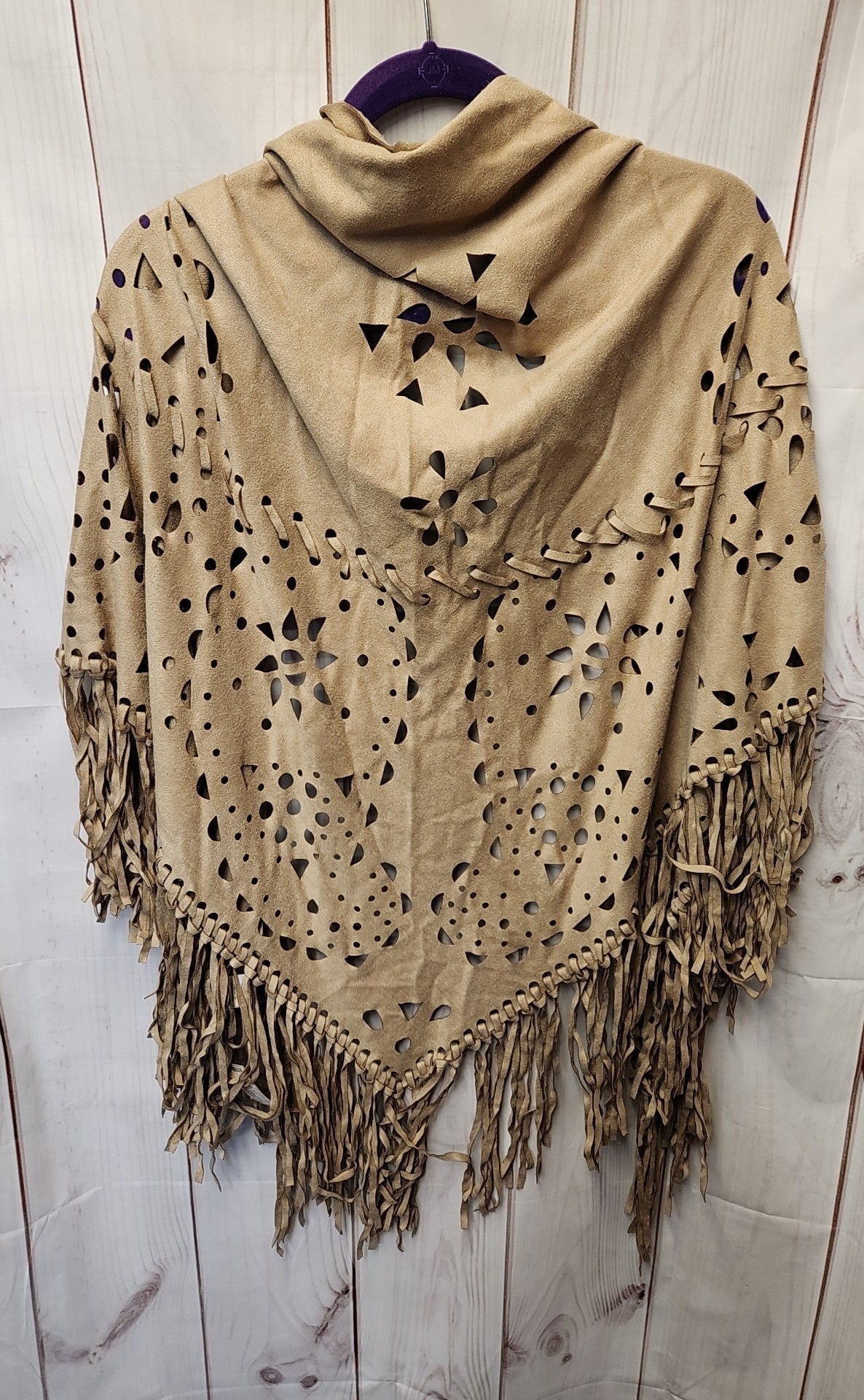 Do everything in Love Women's Size One Size Tan Shawl