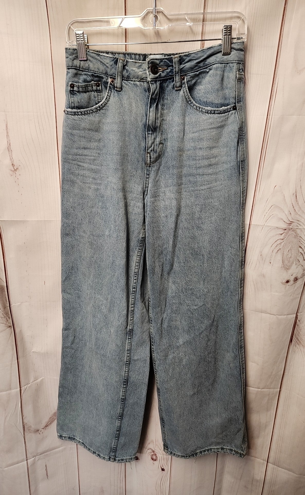 Bdg Women's Size 26 (1-2) Blue Jeans Puddle