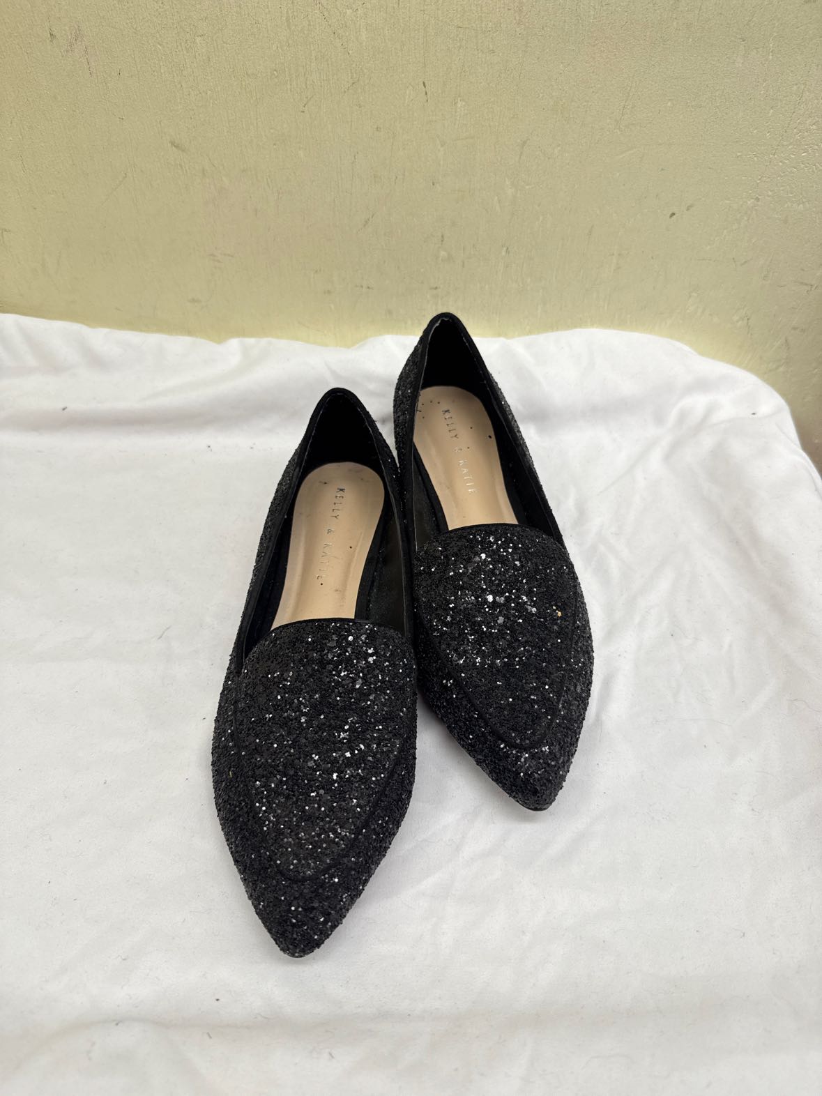 Kelly & Katie Women's Size 9 Black Flats Shoes