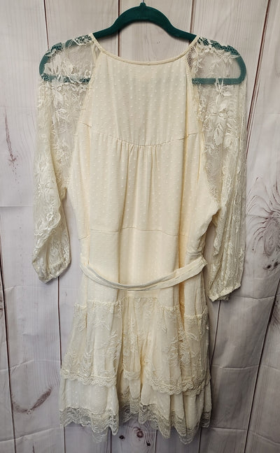 Festi Women's Size 2X White Lace Dress