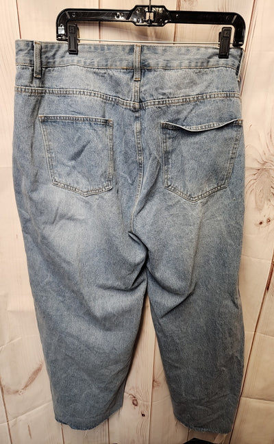 NWT Shein Women's Size 2X/3X Blue Jeans Hello Kitty Waist 40-42" Inseam 27"