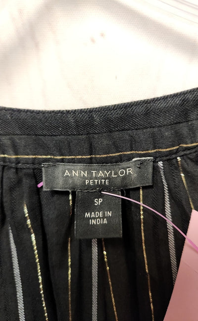 Ann Taylor Women's Size S Petite Black Short Sleeve Top