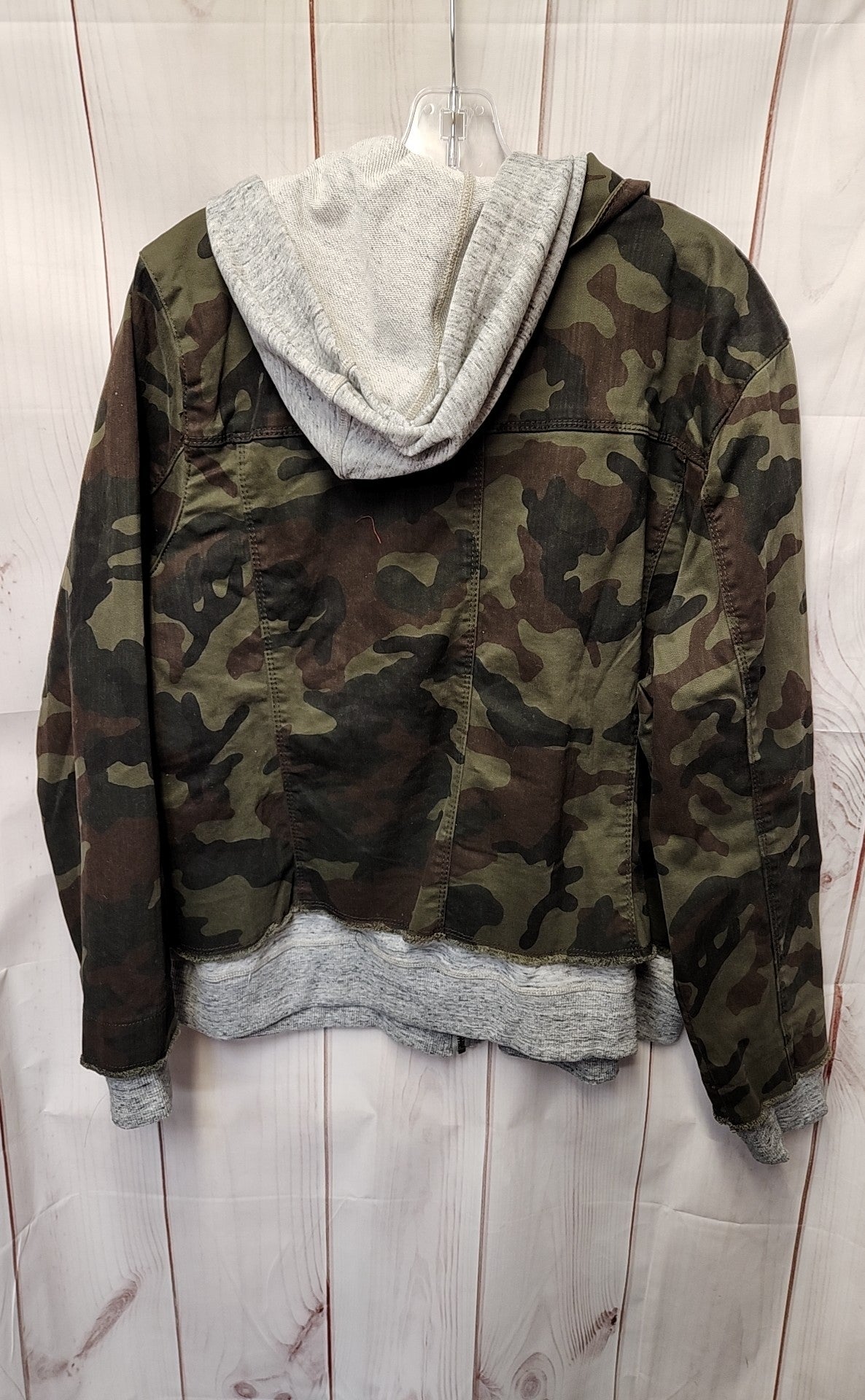 Jessica Simpson Women's Size 2X Green Camo Jacket