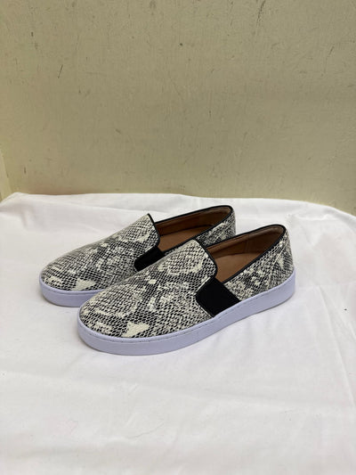 Vionic Women's Size 7-1/2 Black & White Flats