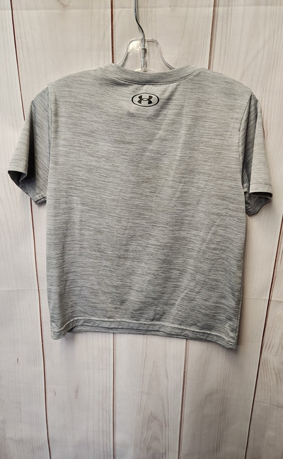 Under Armour Boy's Size 8 Gray Shirt