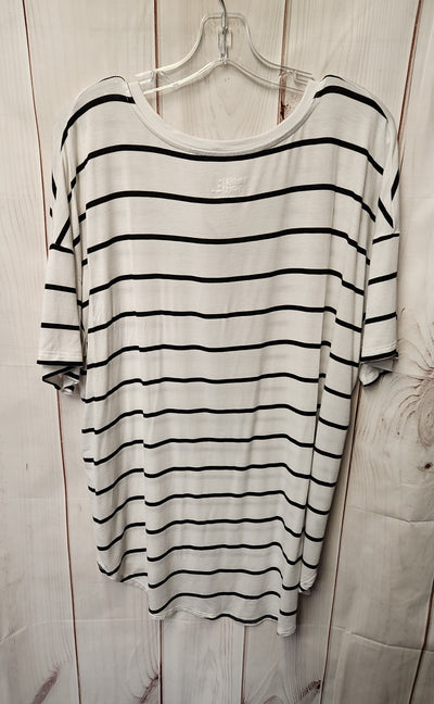 Time and Tru Women's Size L White Short Sleeve Top