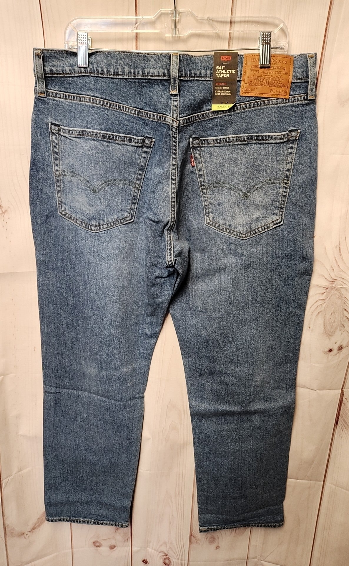 NWT Levis Men's Size 36x30 Blue Jeans 541 Athletic Taper