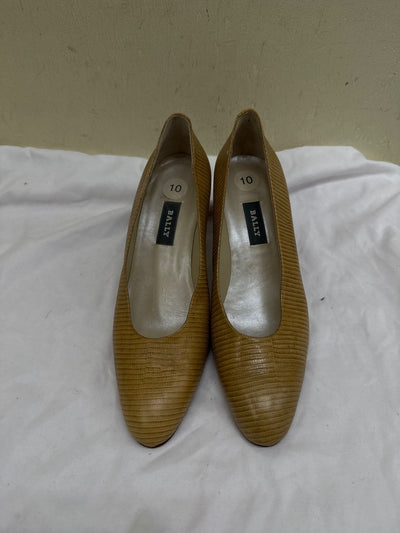 Bally Women's Size 10 Yellow Pumps Shoes